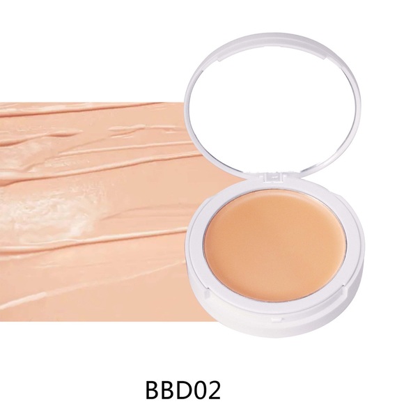 Cream Compact Foundation - Picture 4 of 17